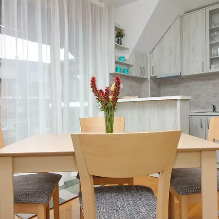 Apartment Luna *
